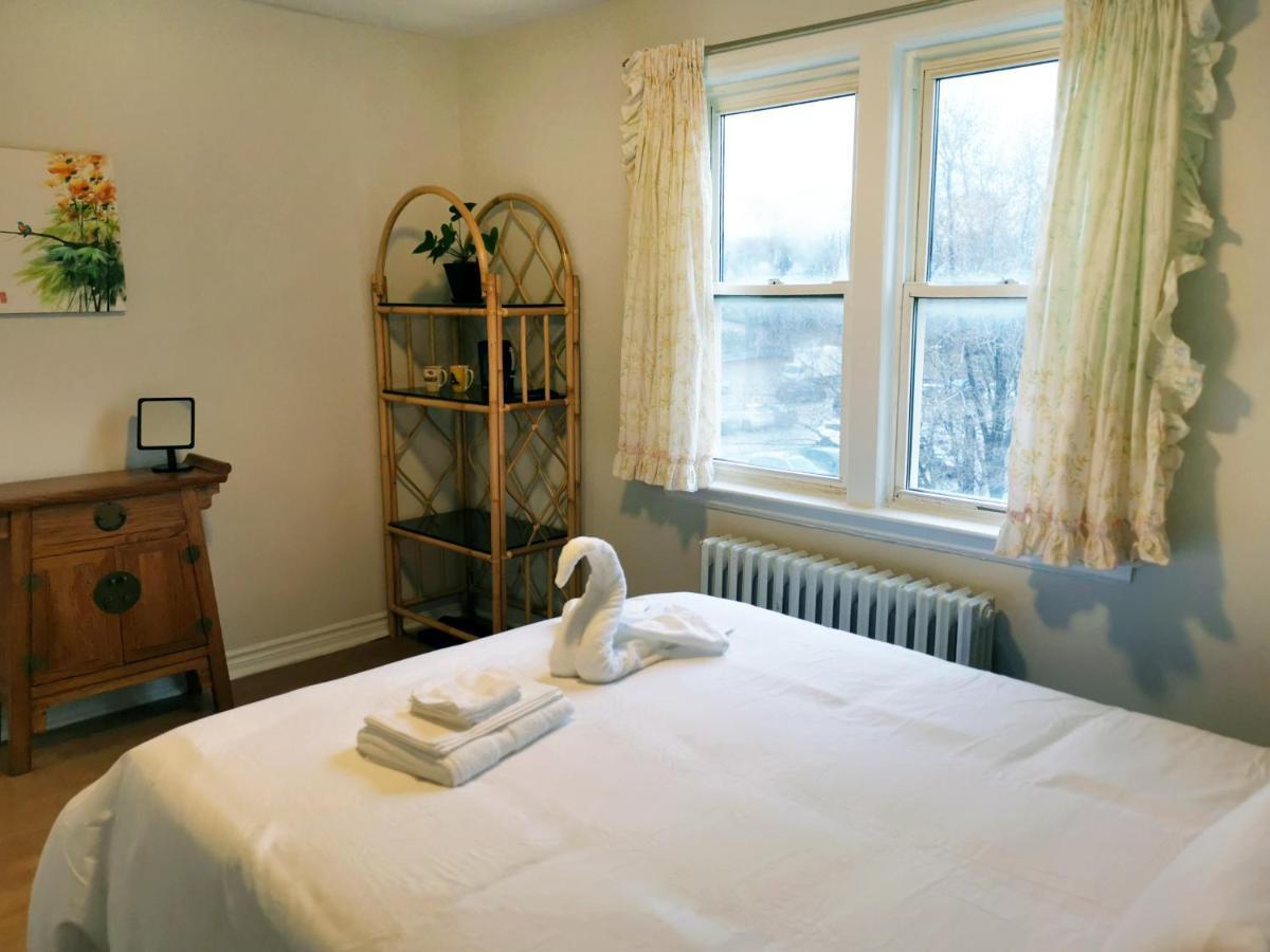 Cozy Private Rm Heart Of North York Free Parking Full Kitchen Close To Downtown Apartment Toronto Luaran gambar