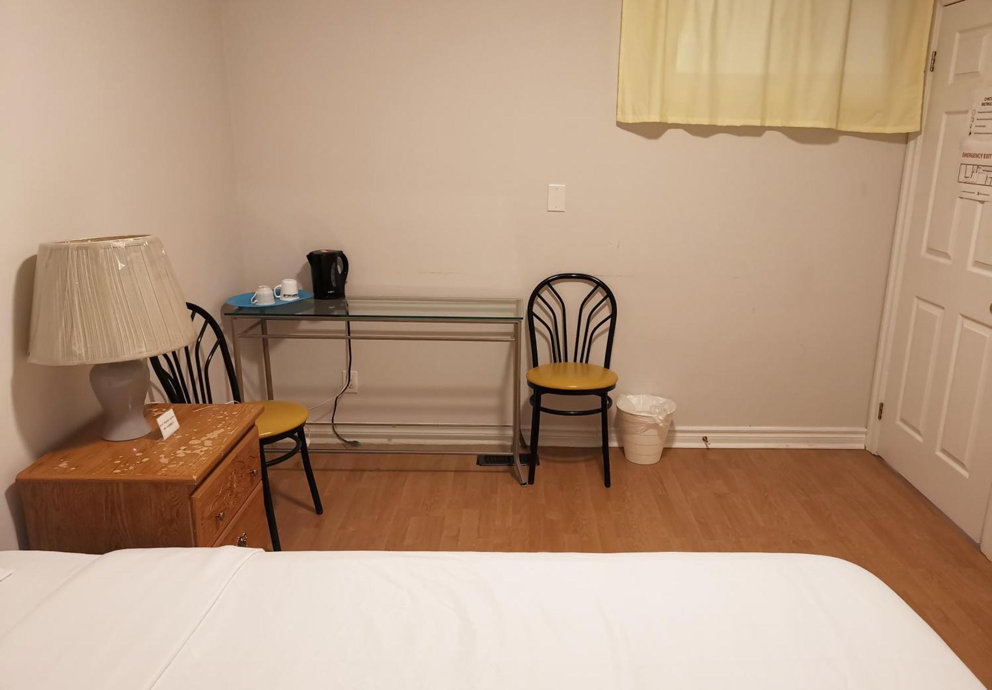 Cozy Private Rm Heart Of North York Free Parking Full Kitchen Close To Downtown Apartment Toronto Luaran gambar